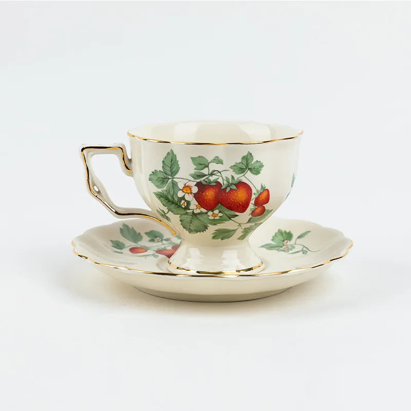Vintage European-style Coffee Mug Afternoon Tea Set Tape Disc Teapot Kettle Lemon Pattern Porcelain Handle Cup Mugs Coffee Cups