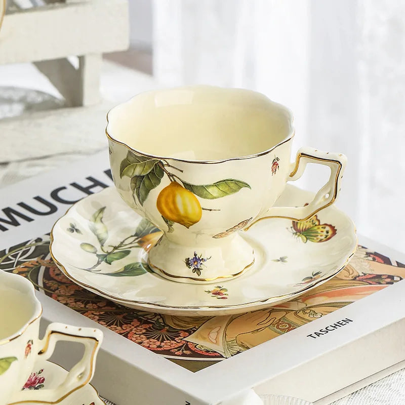 Vintage European-style Coffee Mug Afternoon Tea Set Tape Disc Teapot Kettle Lemon Pattern Porcelain Handle Cup Mugs Coffee Cups