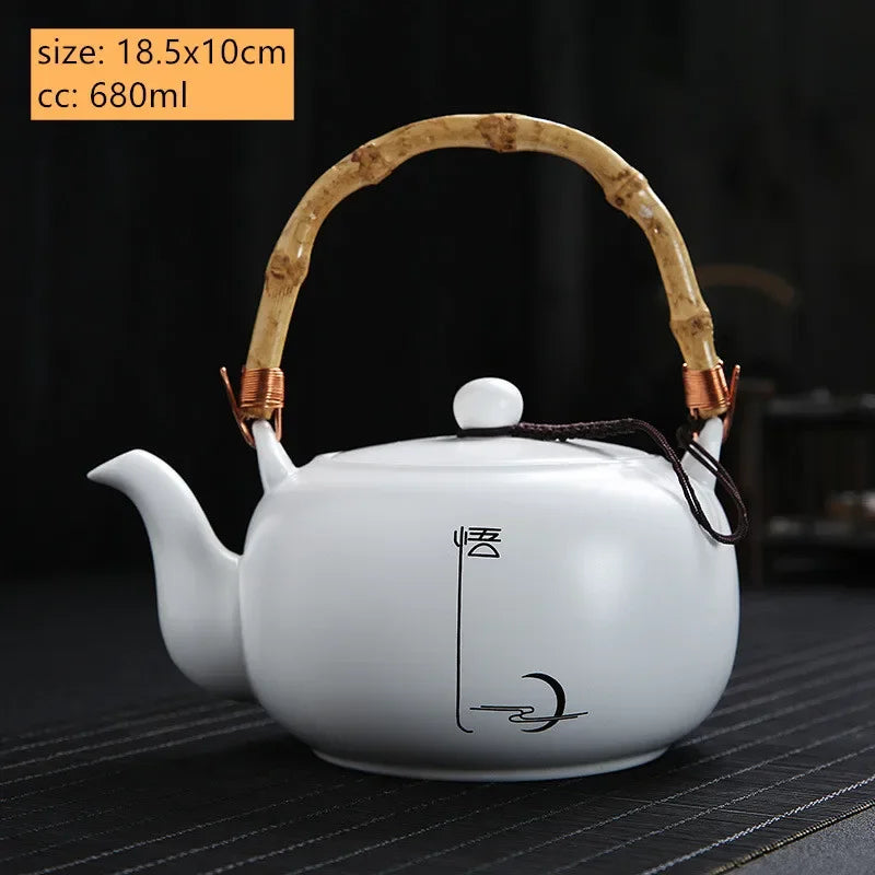 680ml Large Capacity Ceramic Teapot Zen Beam Pot Home Beauty Tea Set White Porcelain Tea Infuser Traditional Tea Accessories