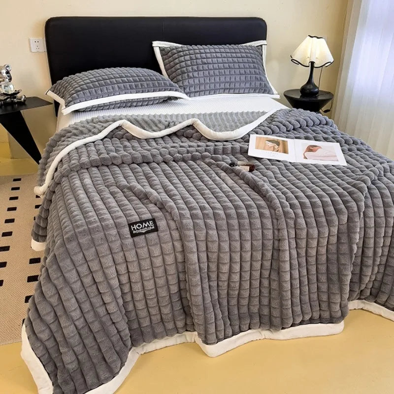 Golden mink fleece cutting grid multifunctional leisure blanket, office nap blanket, high weight gold turtle fleece blanket